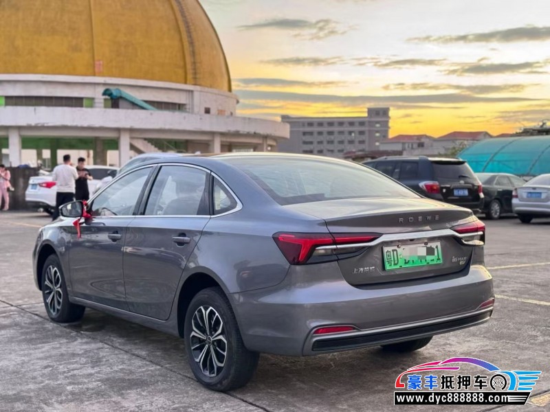 24年荣威i6轿车抵押车出售