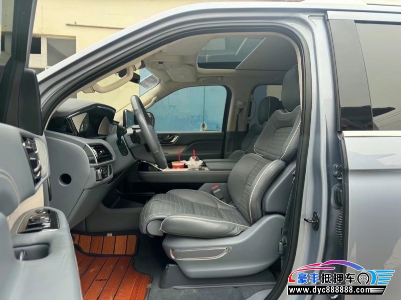 19年林肯领航员轿车抵押车出售