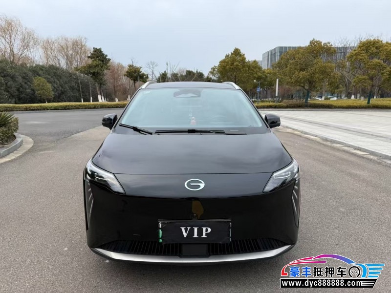 22年埃安Y70轿车抵押车出售