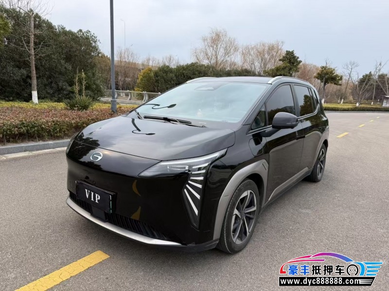 22年埃安Y70轿车抵押车出售