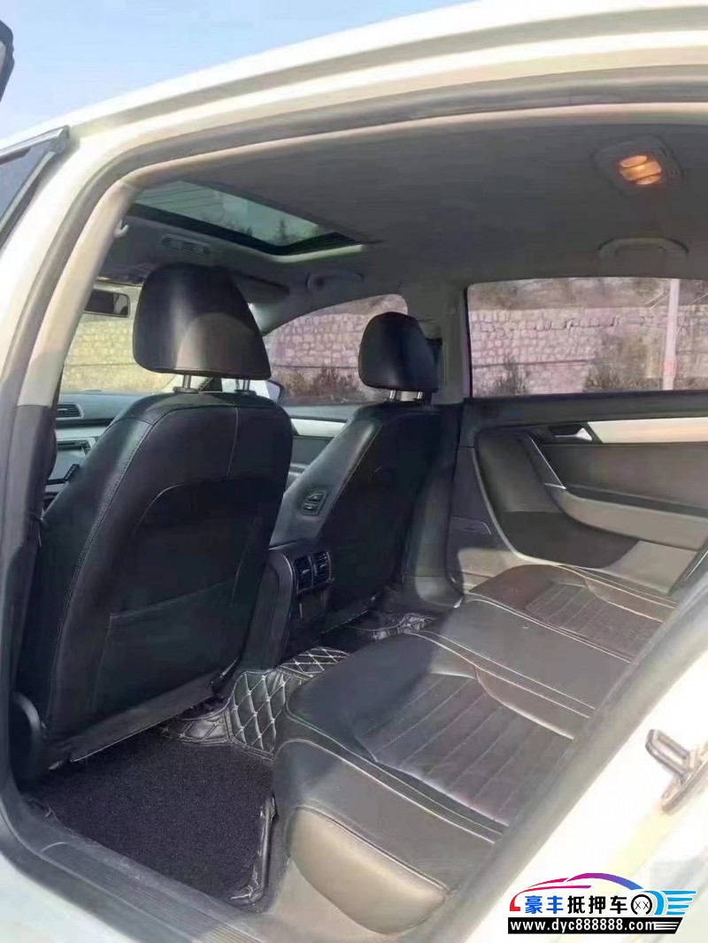 14年大众迈腾轿车抵押车出售