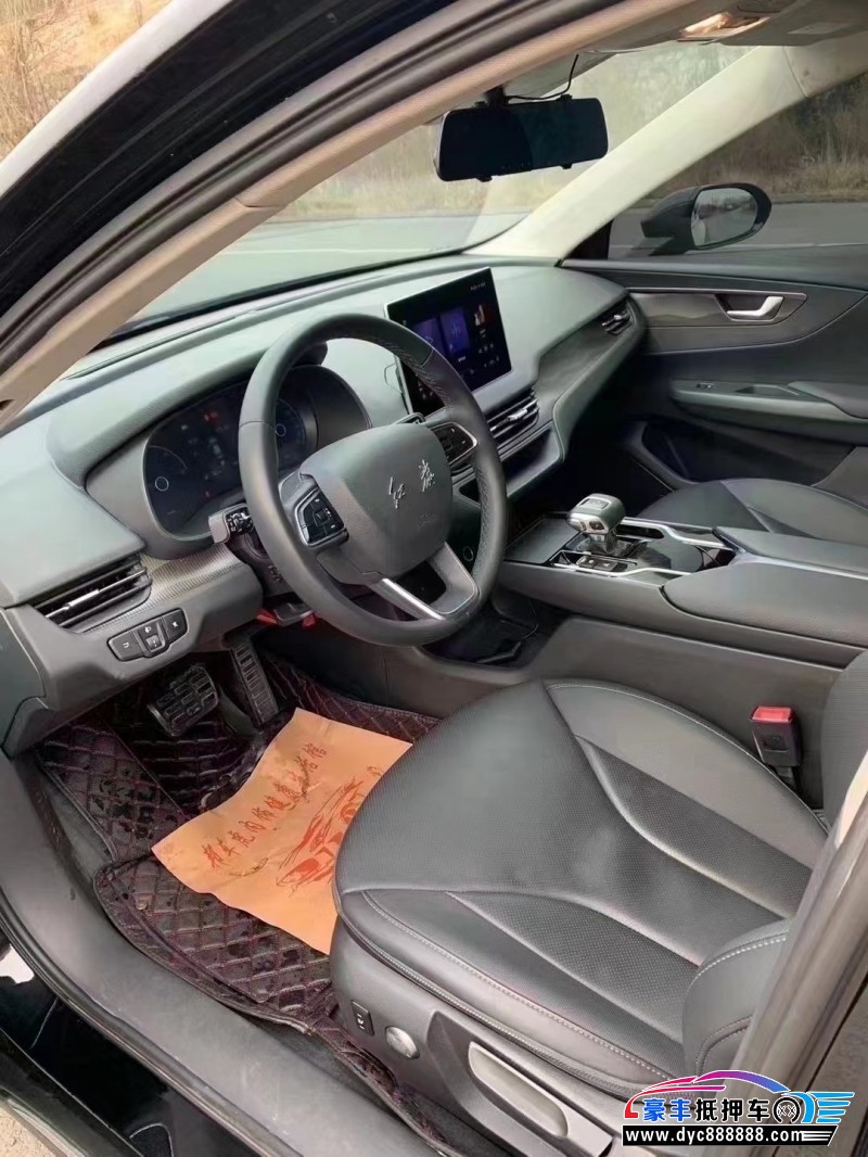 23年红旗EQM5轿车抵押车出售