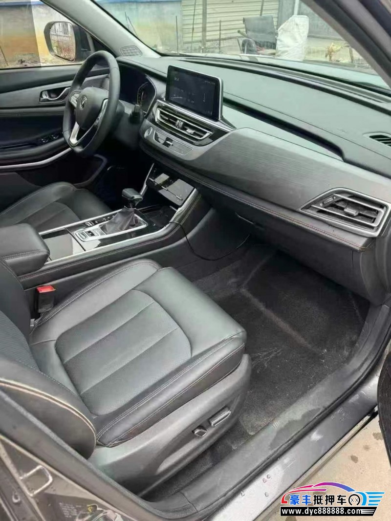 21年长安CS75轿车抵押车出售