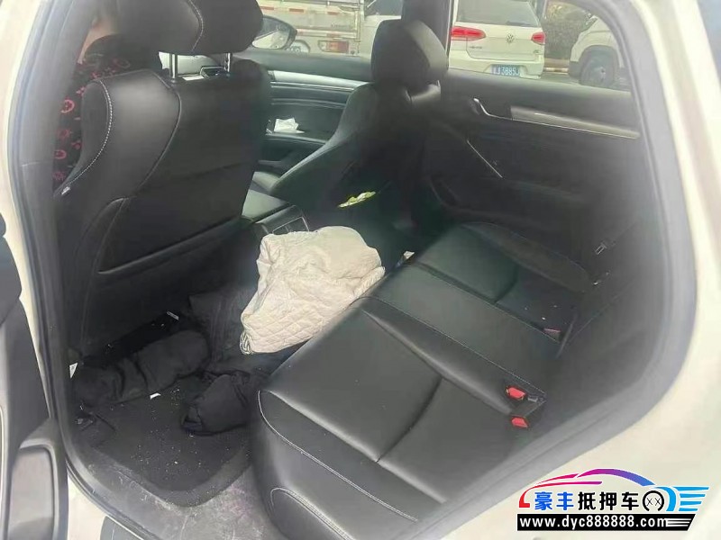 22年本田英诗派轿车抵押车出售