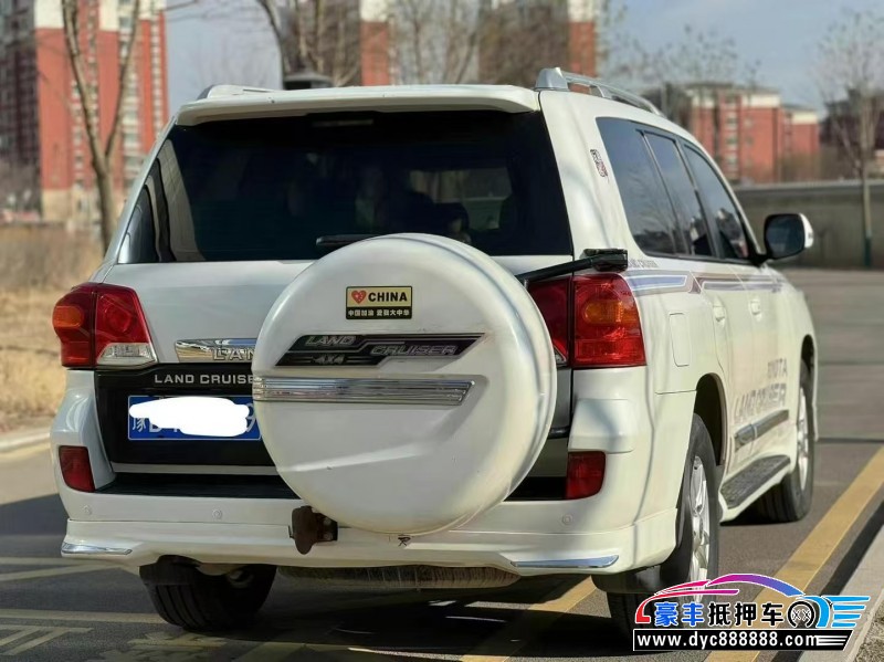 14年丰田兰德酷路泽（陆巡）轿车抵押车出售