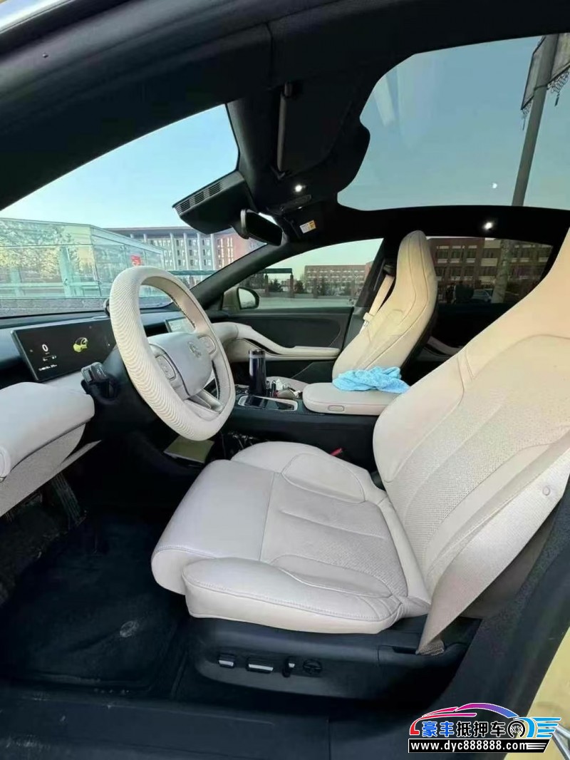 23年蔚来ET5轿车抵押车出售