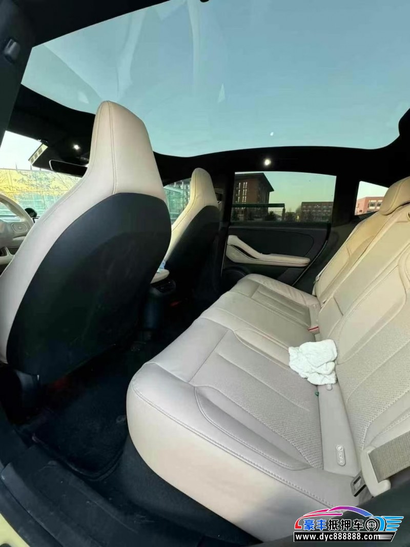 23年蔚来ET5轿车抵押车出售