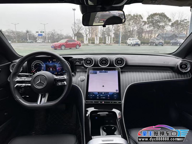 22年奔驰C轿车抵押车出售