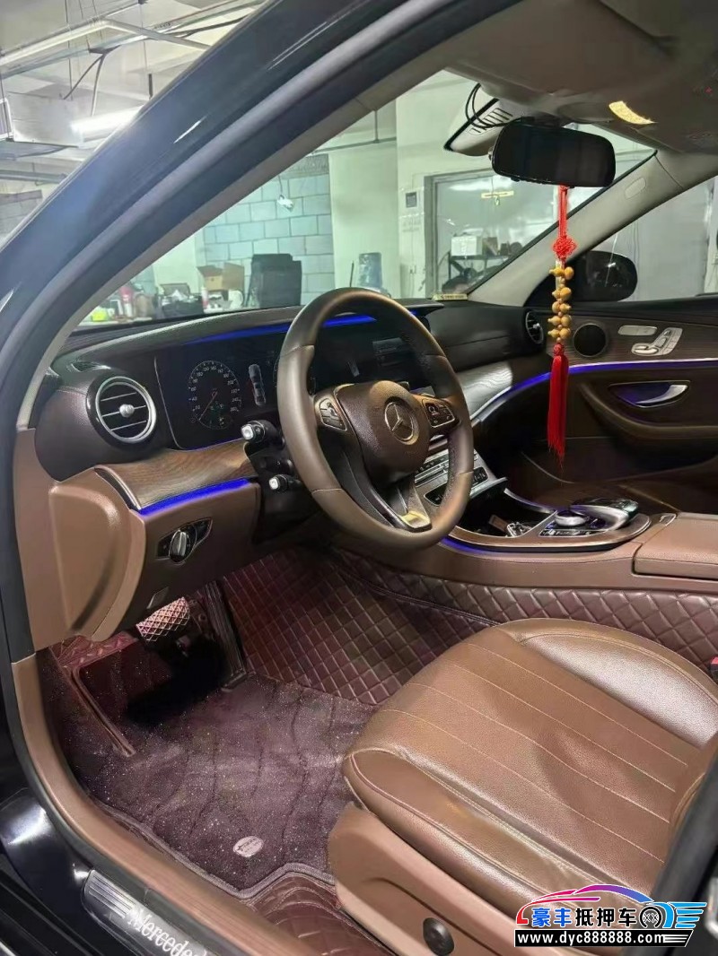 18年奔驰E轿车抵押车出售