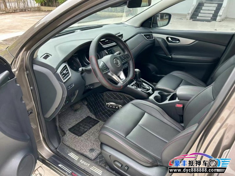 21年日产逍客轿车抵押车出售