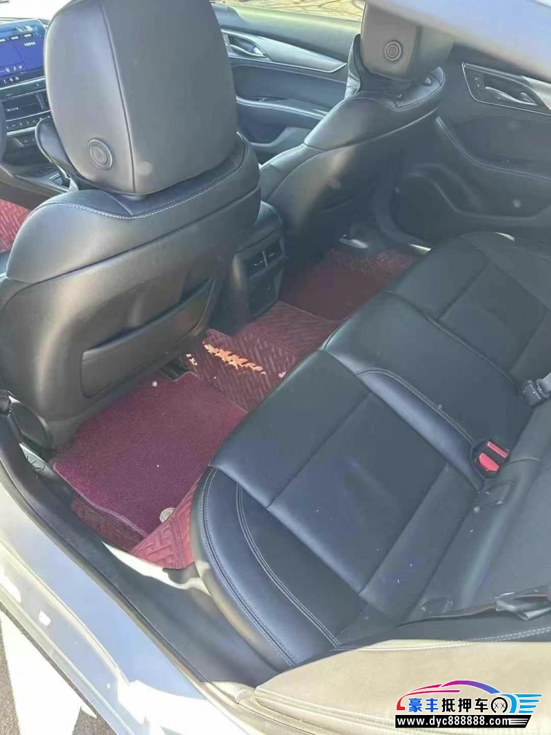 22年凯迪拉克CT5轿车抵押车出售