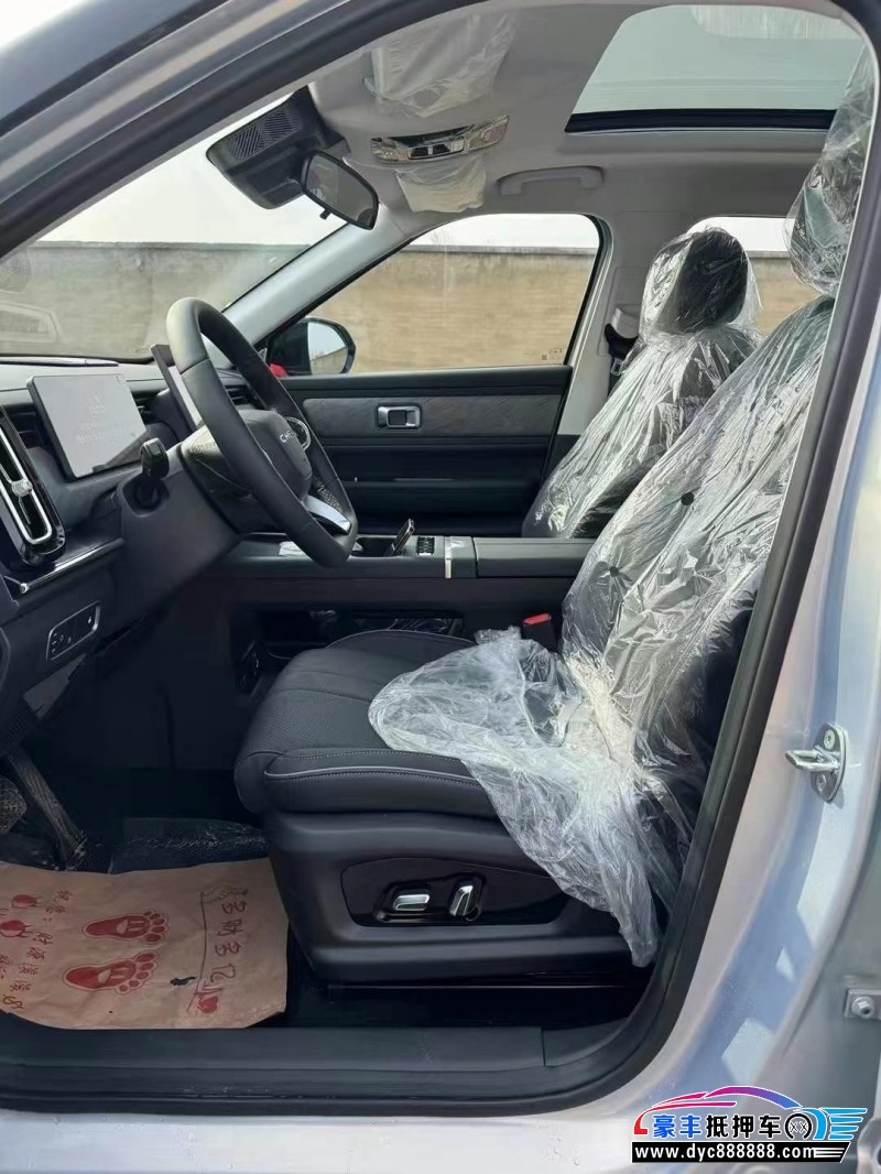 24年奇瑞风云轿车抵押车出售