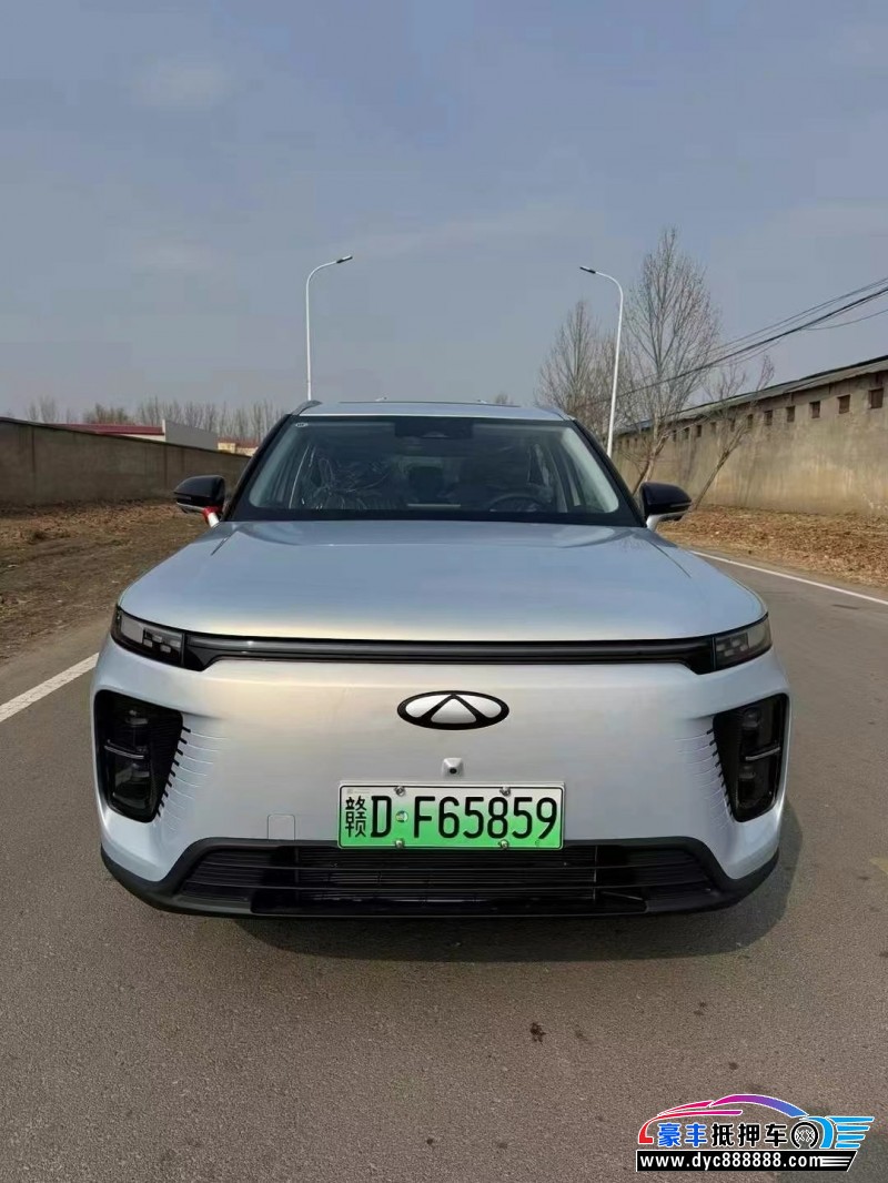 24年奇瑞风云轿车抵押车出售