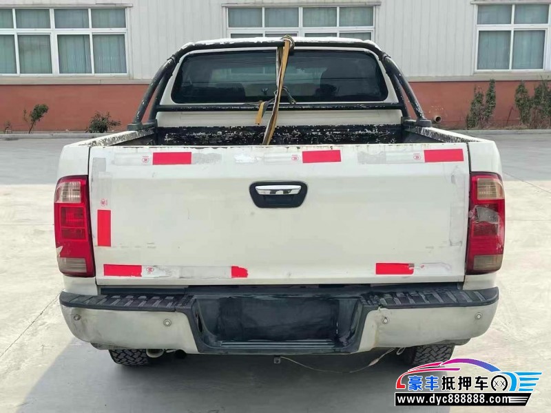 18年猎豹汽车CT7轿车抵押车出售