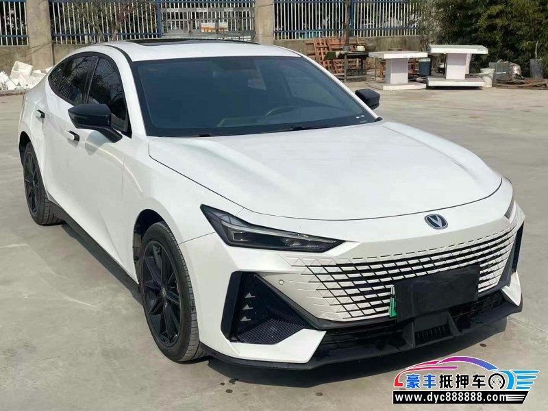 23年长安长安UNI轿车抵押车出售