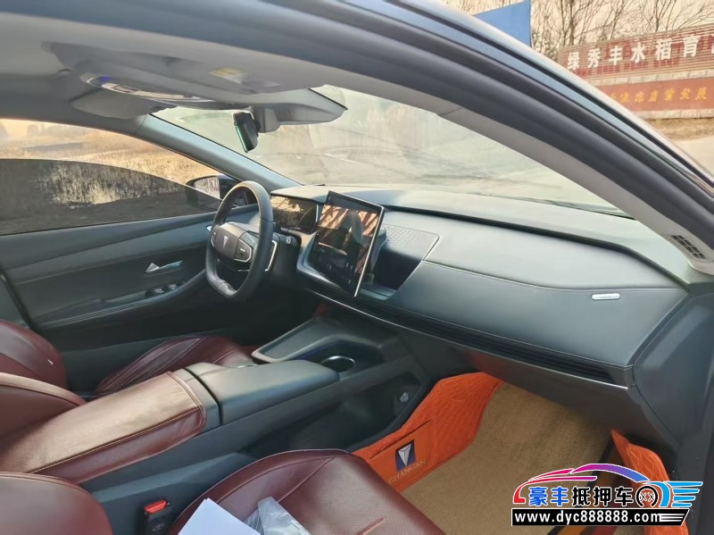 23年长安深蓝SL03轿车抵押车出售