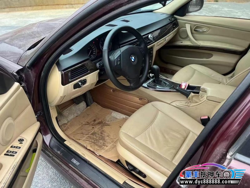 10年宝马3系轿车抵押车出售