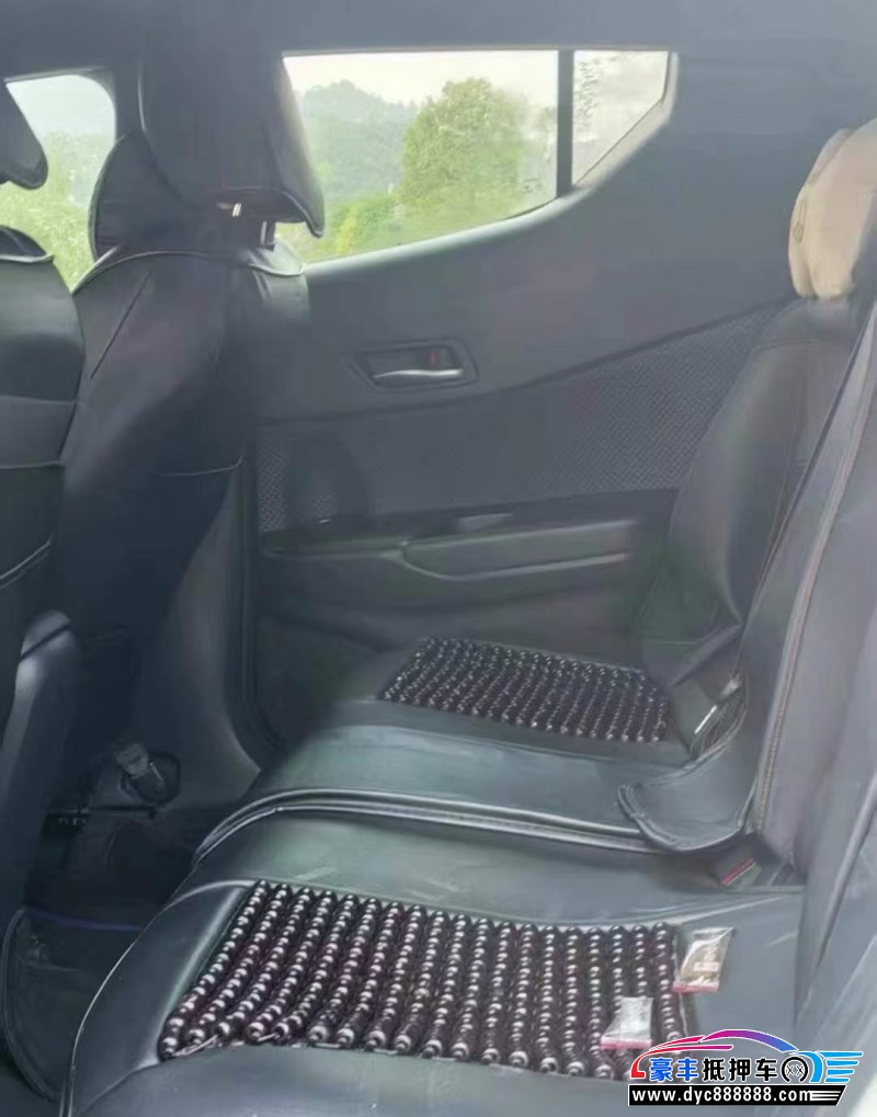 21年丰田C-HR轿车抵押车出售