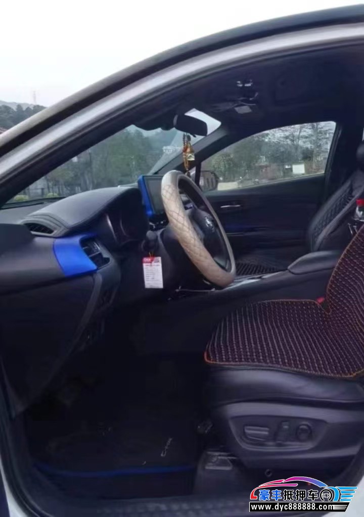 21年丰田C-HR轿车抵押车出售