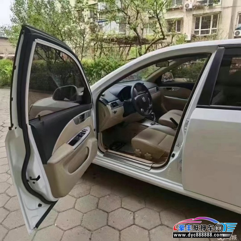 16年别克凯越轿车抵押车出售