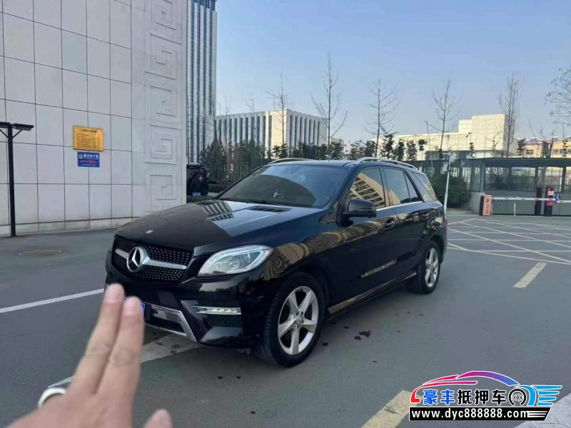 14年奔驰ML轿车抵押车出售