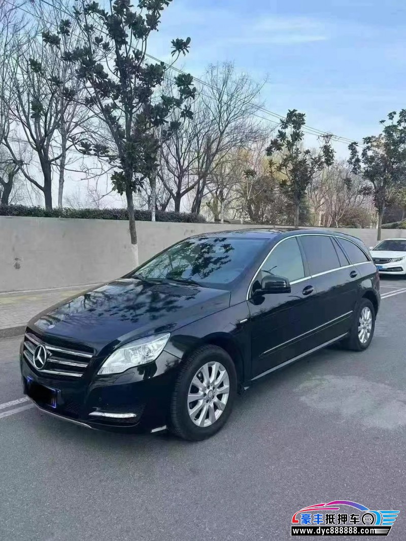 17年奔驰R轿车抵押车出售