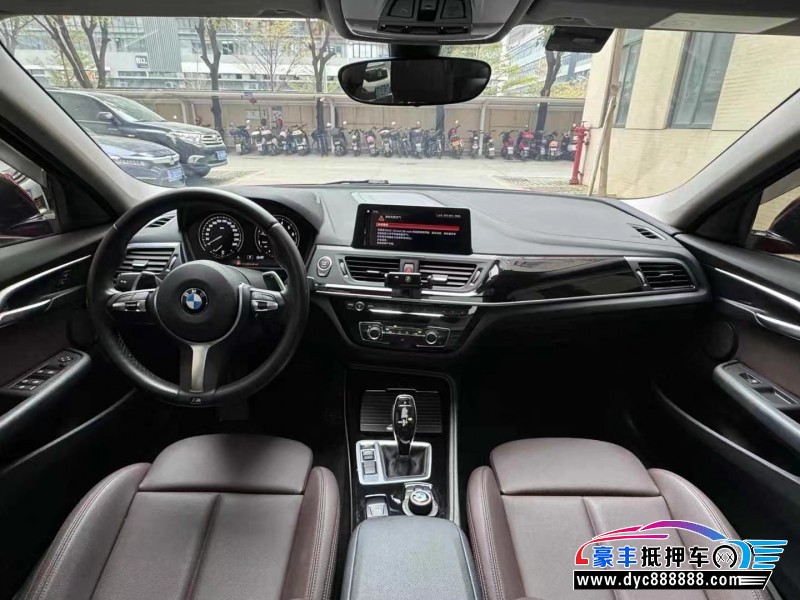 20年宝马1系轿车抵押车出售