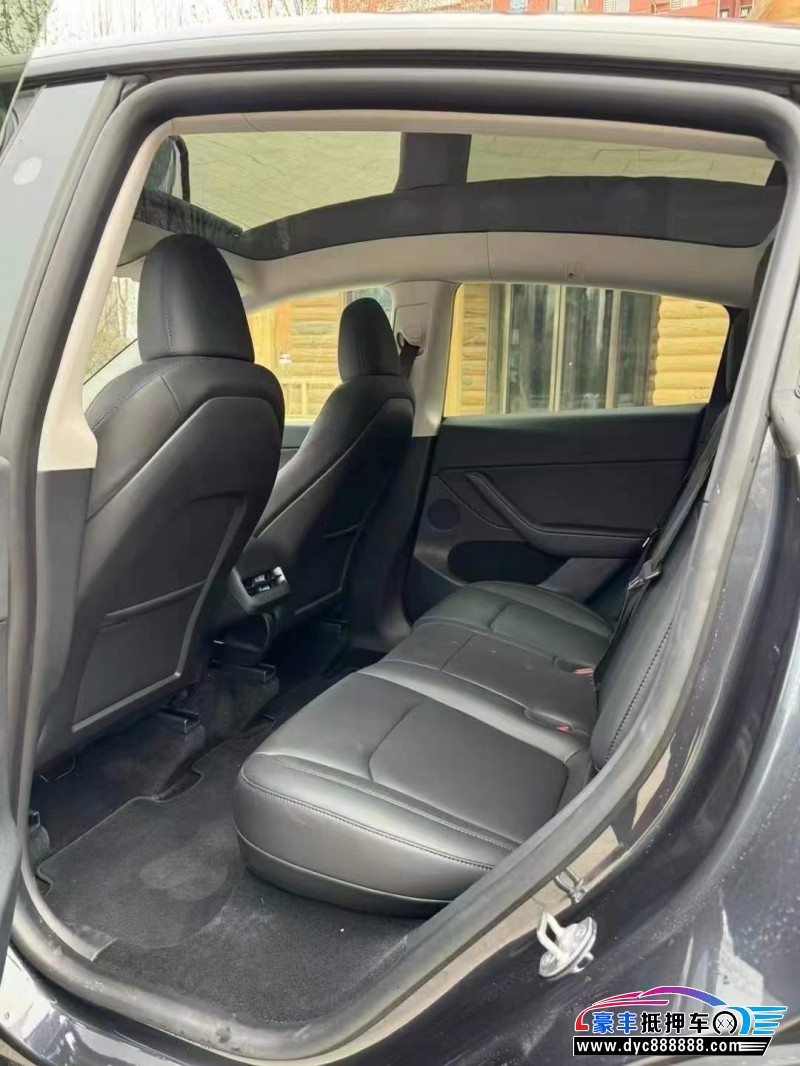 24年特斯拉Model Y轿车抵押车出售