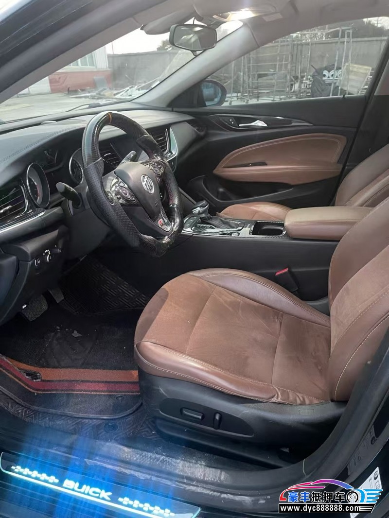 20年奔驰B轿车抵押车出售