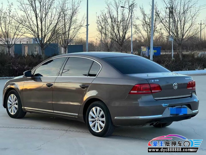 15年大众迈腾轿车抵押车出售