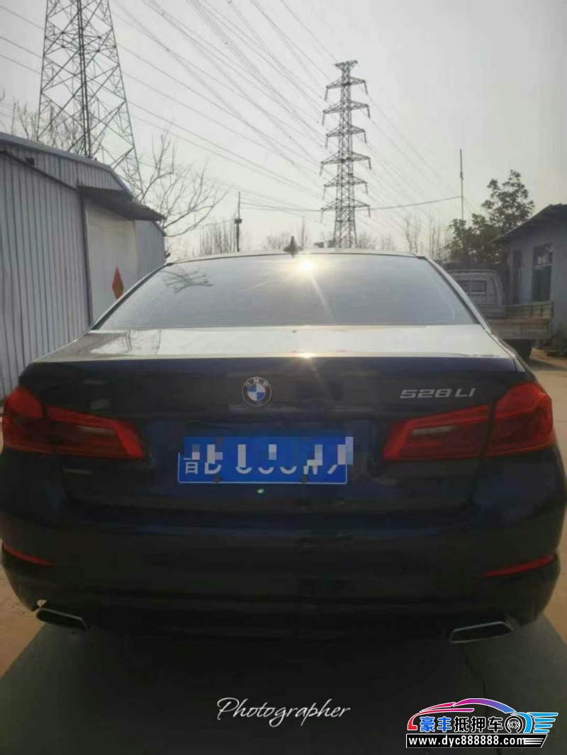 17年宝马5系轿车抵押车出售