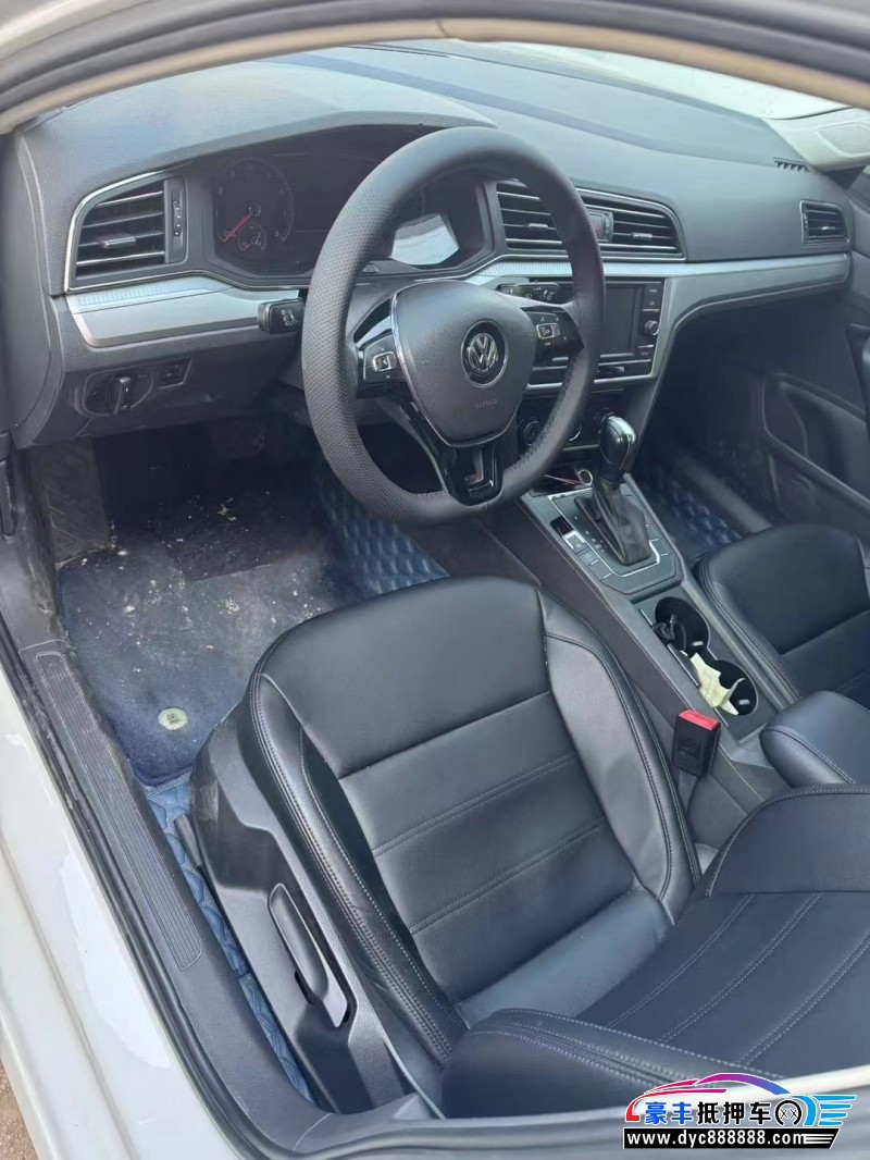 19年大众凌渡轿车抵押车出售