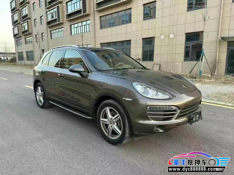 14年保时捷卡宴轿车抵押车出售