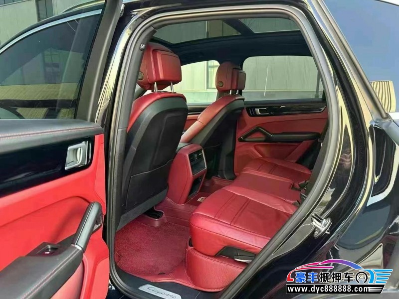 20年保时捷卡宴轿车抵押车出售