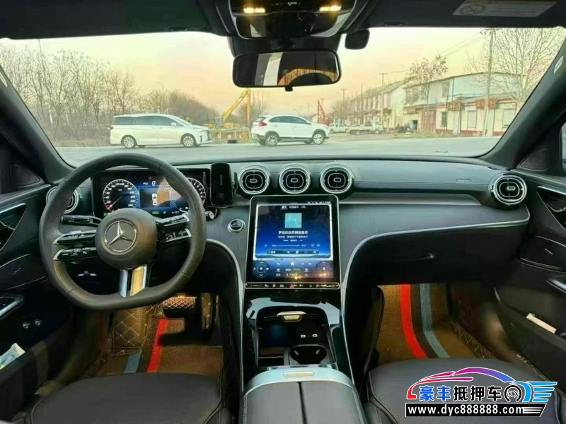 24年奔驰C轿车抵押车出售