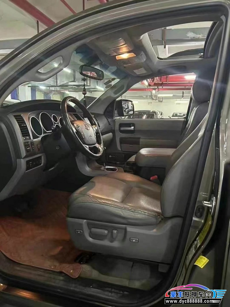 11年丰田红杉SUV抵押车出售