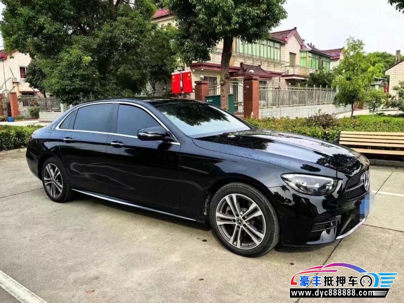22年奔驰E轿车抵押车出售
