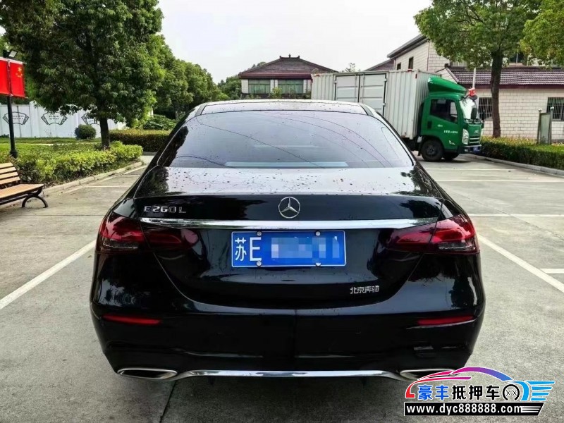 22年奔驰E轿车抵押车出售