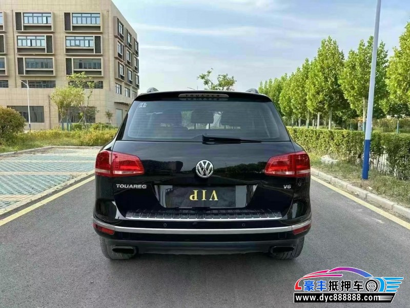 17年大众途锐轿车抵押车出售