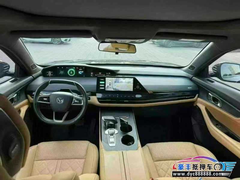 21年长安长安UNI轿车抵押车出售