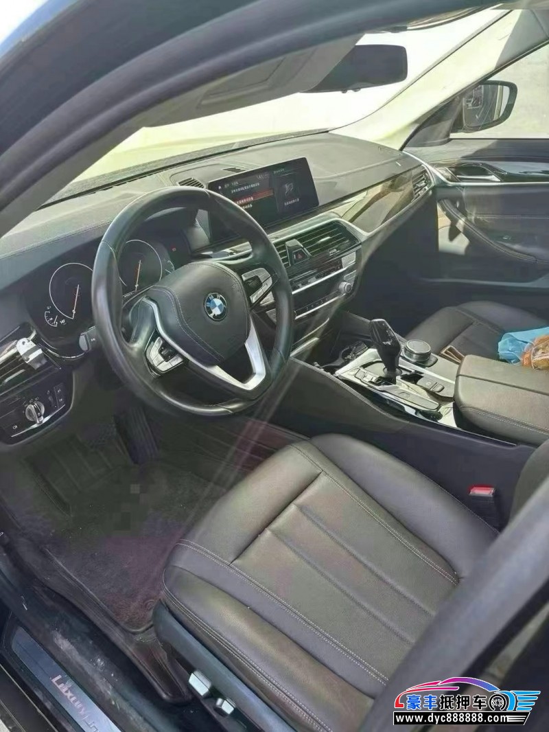 19年宝马5系轿车抵押车出售