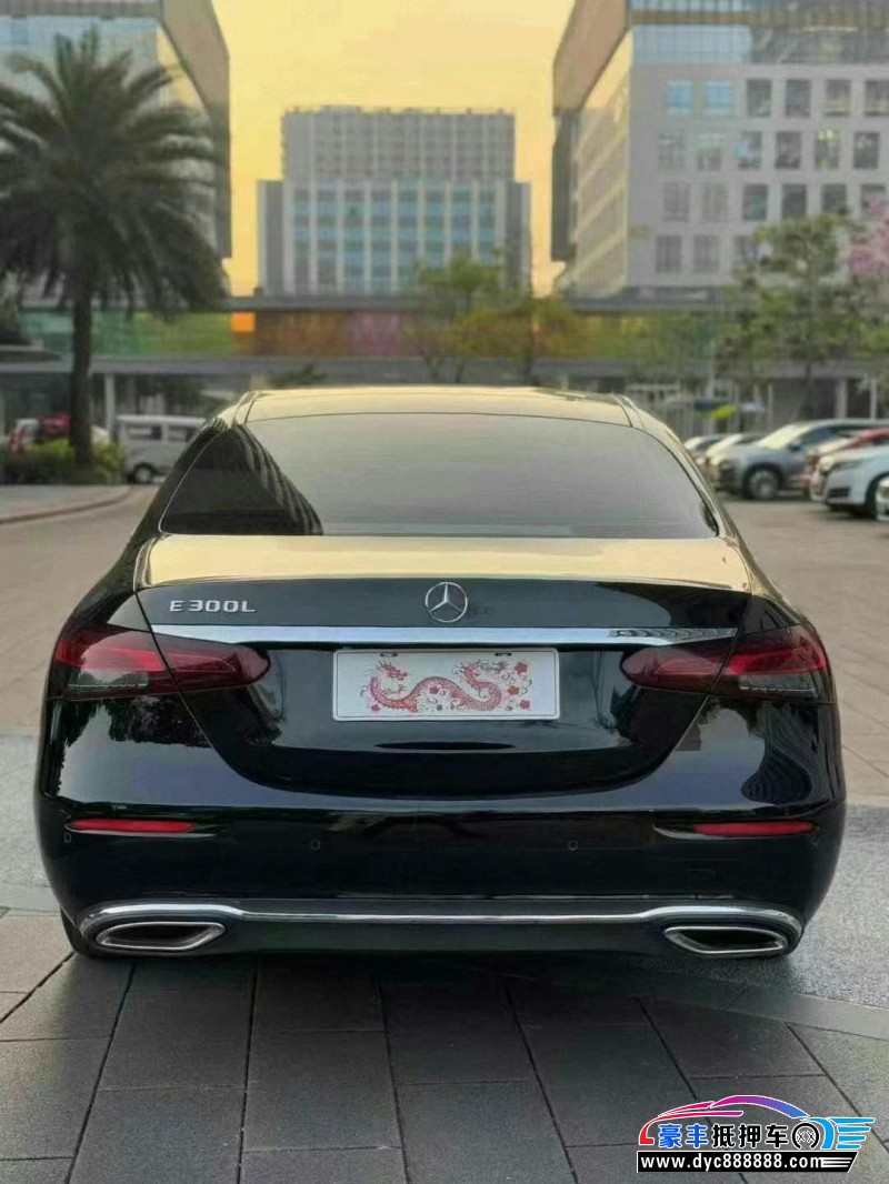 21年奔驰E轿车抵押车出售