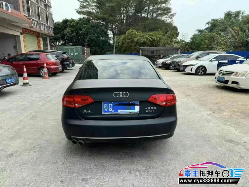 12年奥迪A4L轿车抵押车出售