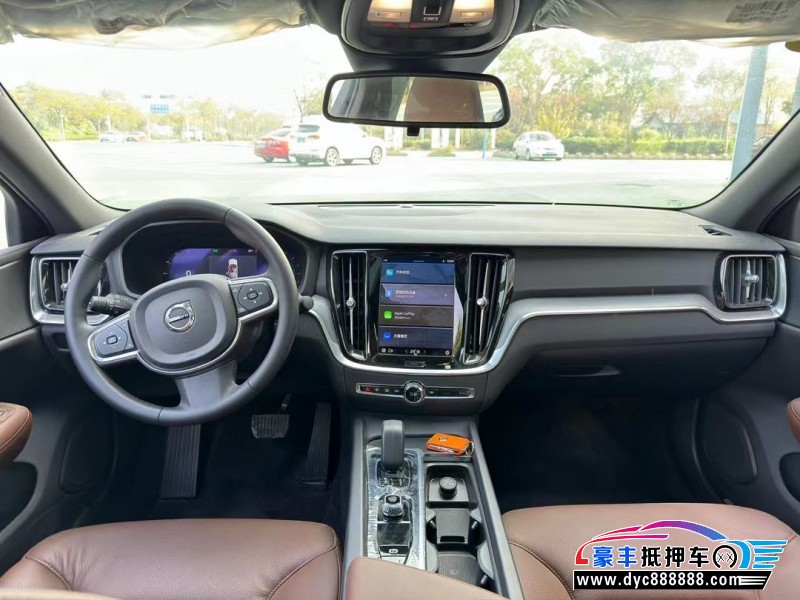 23年沃尔沃S60轿车抵押车出售