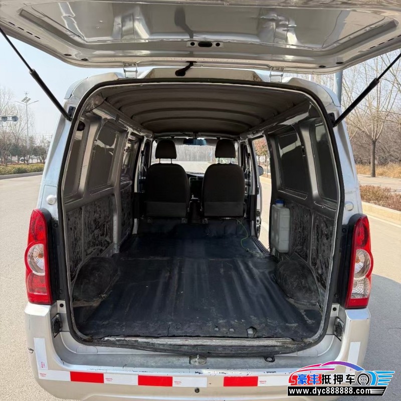 23年五菱汽车五菱荣光轿车抵押车出售