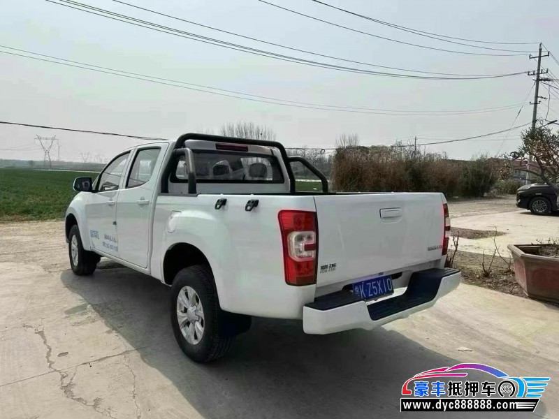 24年五十铃瑞迈轿车抵押车出售