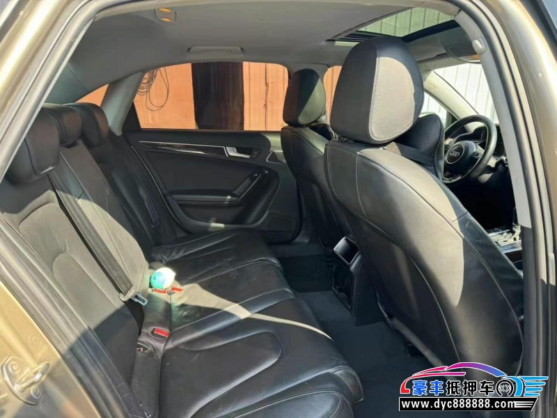 17年奥迪A4L轿车抵押车出售