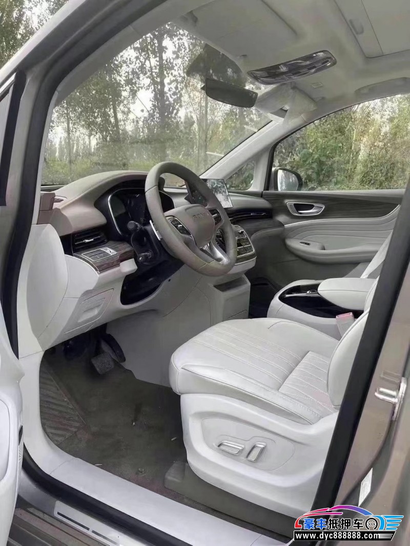 24年荣威imax8轿车抵押车出售