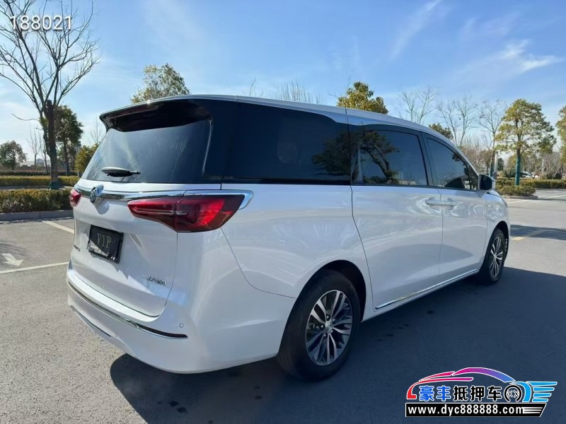 24年别克GL8轿车抵押车出售