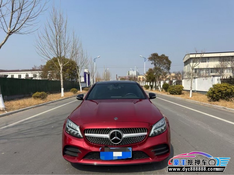 19年奔驰C轿车抵押车出售